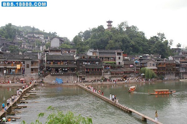 凤凰古城2.jpg