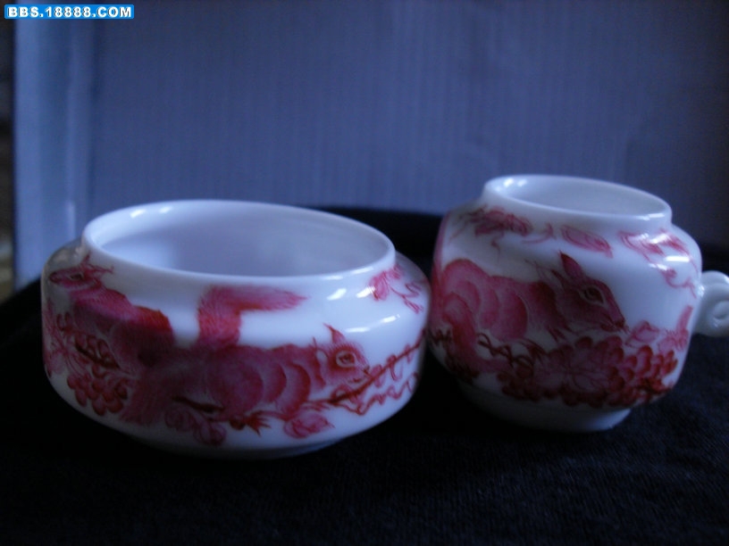 宝石红松鼠圆型绣眼杯3.JPG