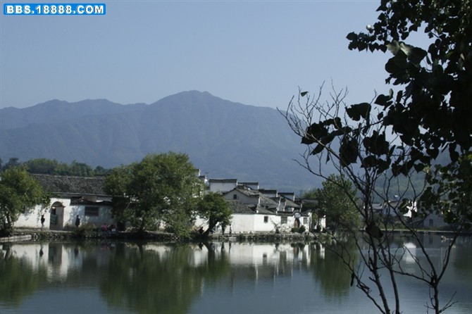 小城雨巷 3.jpg