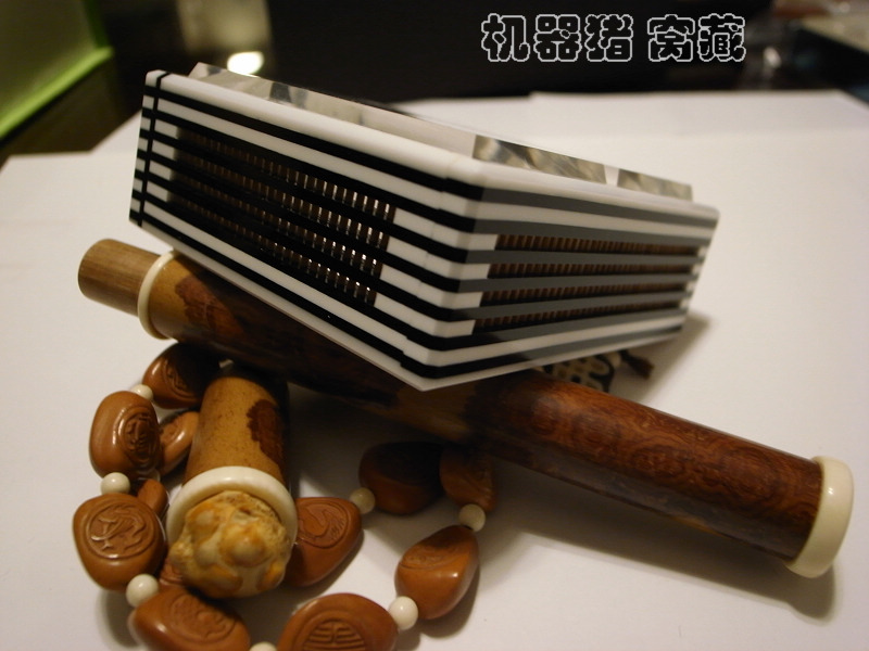 小张黑白三面窗2.jpg