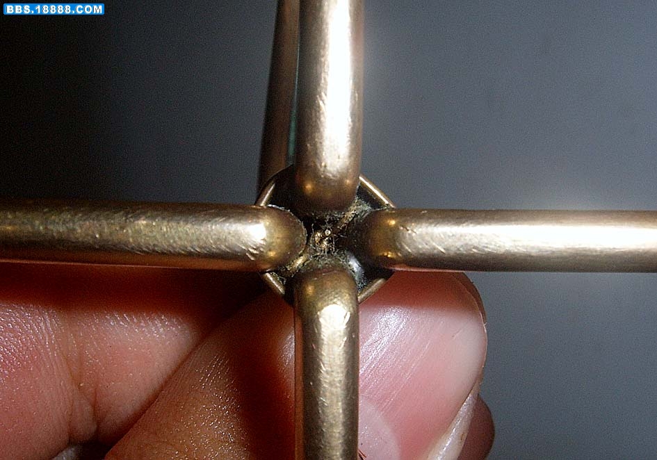 SUC52598a.jpg