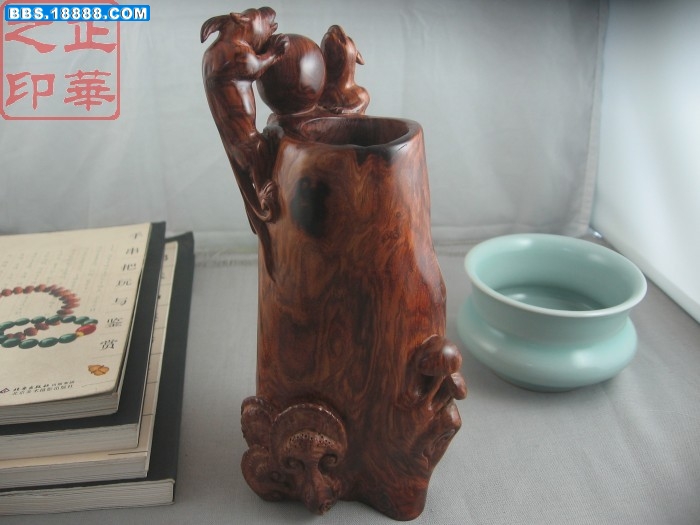 双龙戏珠笔筒 (2).jpg