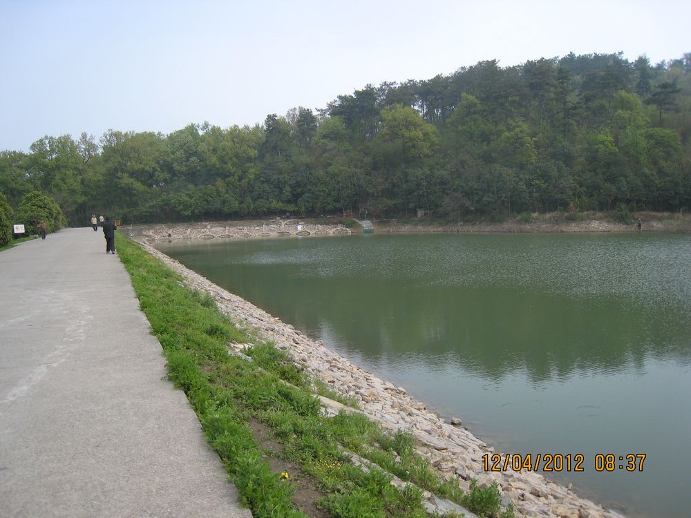 02.jpg