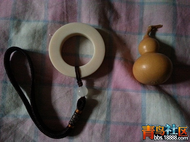 牙圈和葫芦.jpg