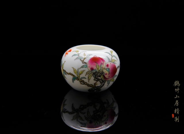 粉彩福寿纹2.jpg