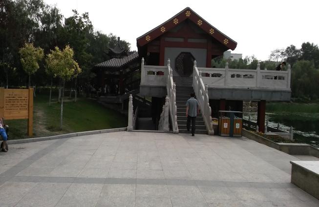 劳33.JPG