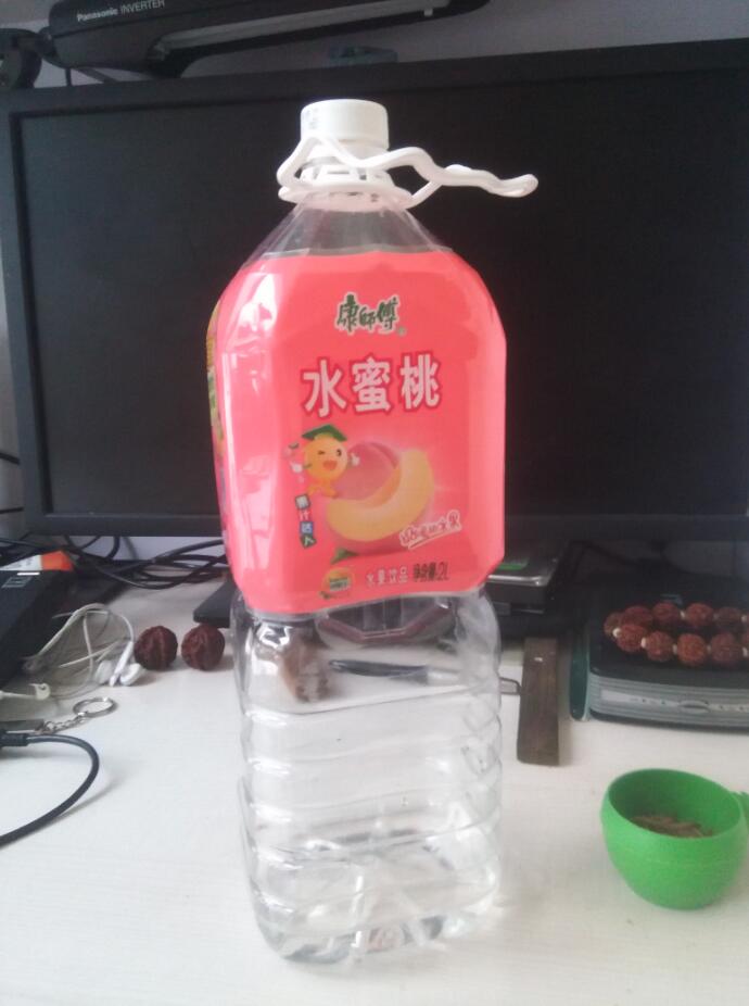 找这么一个大瓶子.jpg