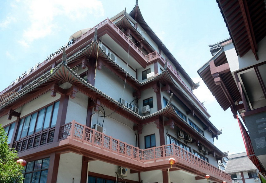 DSC_8592_缩小大小_缩小大小.jpg